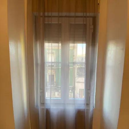 Charming In With Terrace 55m² דירה *