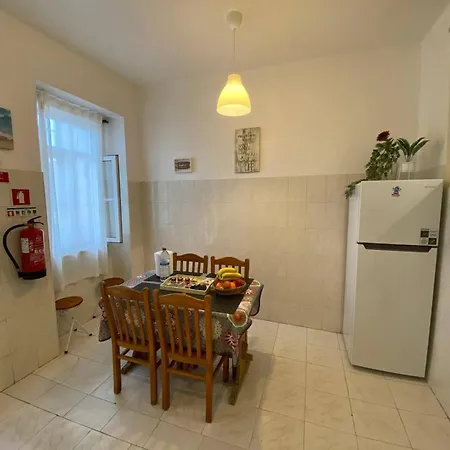 Charming In With Terrace 55m² דירה *