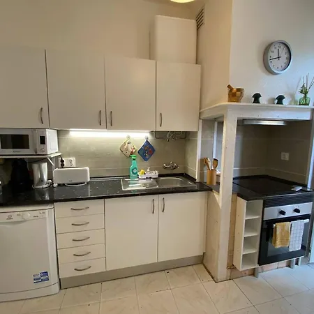 Charming In With Terrace 55m² * ליסבון